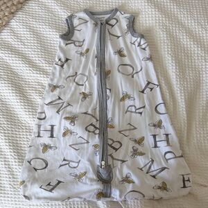 Burt's Bees White Sleep Sack with Gray Trim and Yellow Bee Print